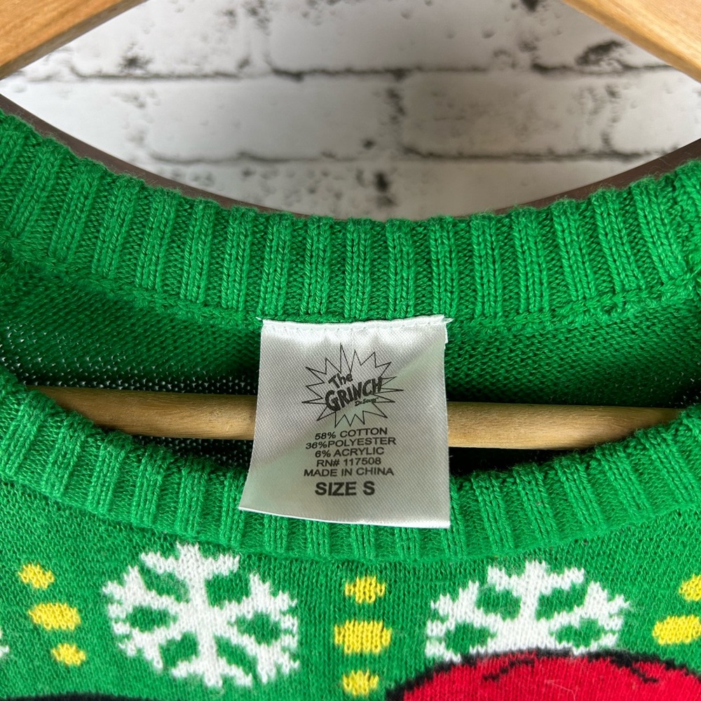 The Grinch | Green Women's Crew Neck Sweater with a cartoon Grinch size S - Picture 3 of 3